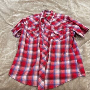 Wrangler Red and Blue Plaid Button Down Shirt